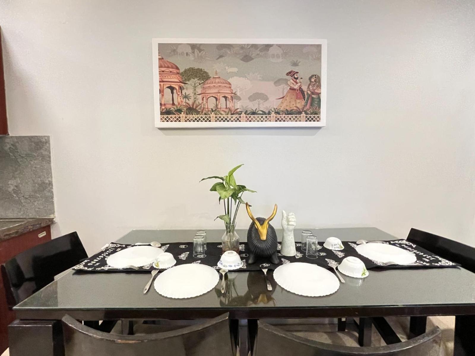 Bedchambers Medicity Serviced Apartments In Γκουργκάον Εξωτερικό φωτογραφία