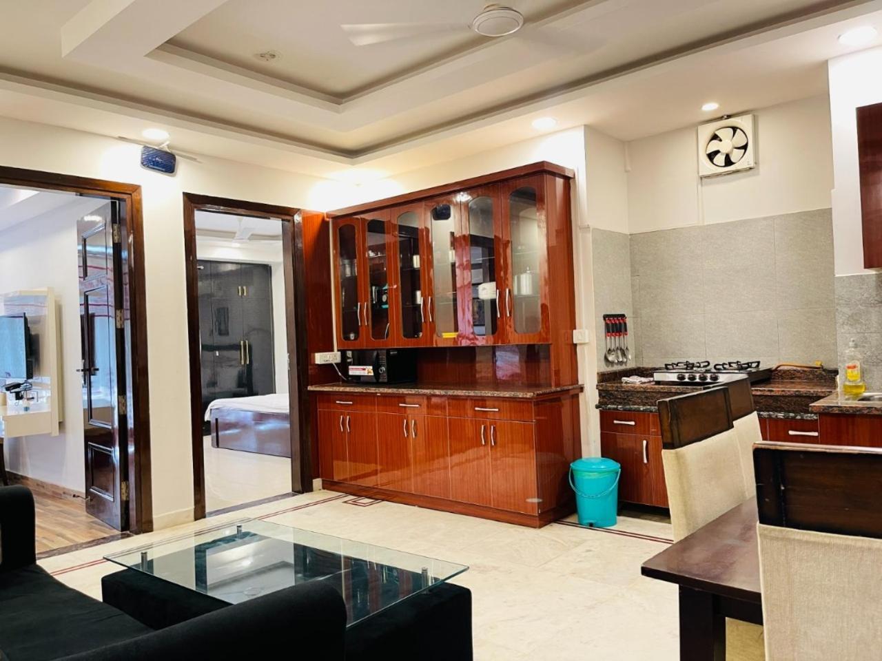 Bedchambers Medicity Serviced Apartments In Γκουργκάον Εξωτερικό φωτογραφία