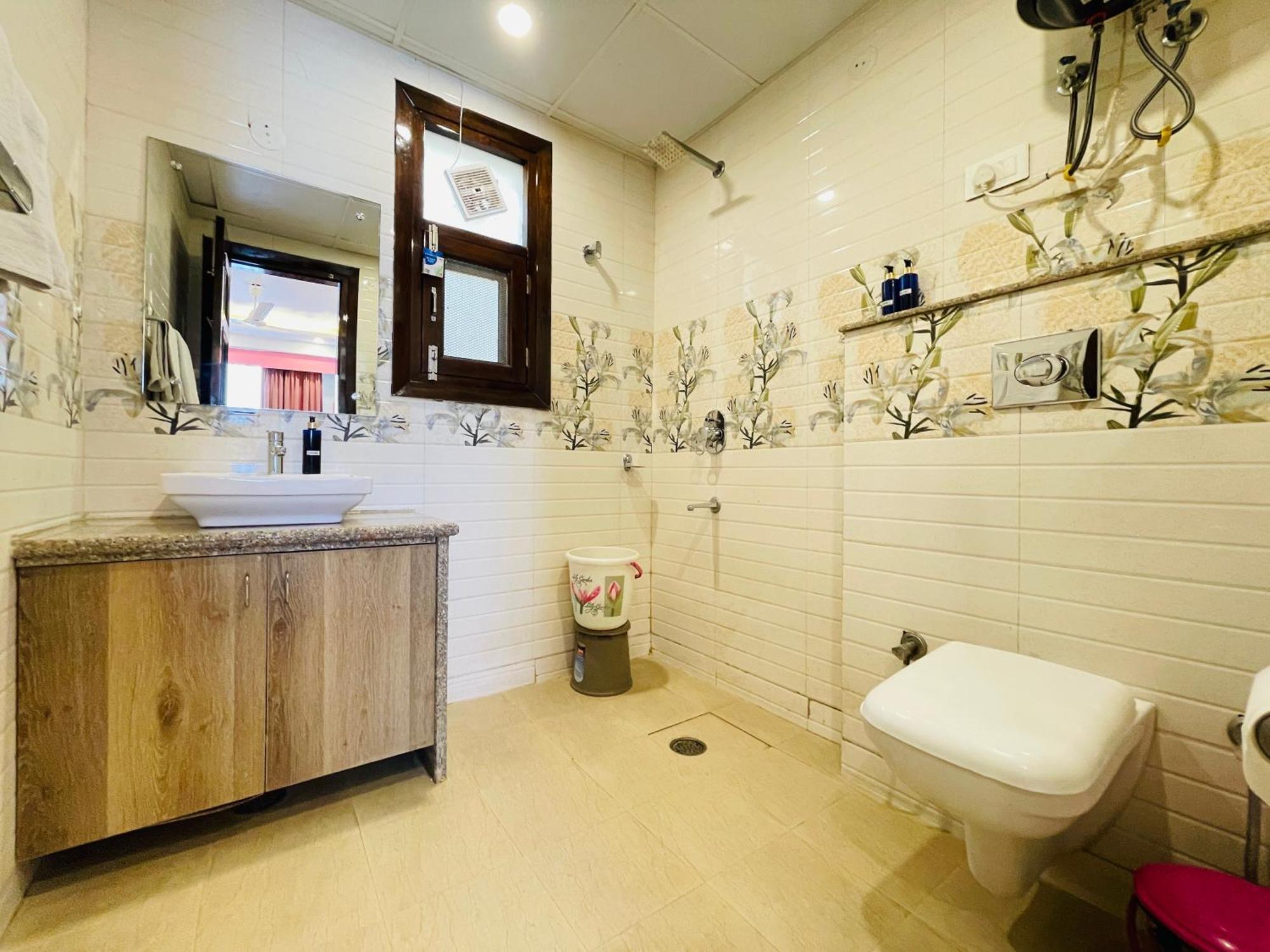 Bedchambers Medicity Serviced Apartments In Γκουργκάον Εξωτερικό φωτογραφία